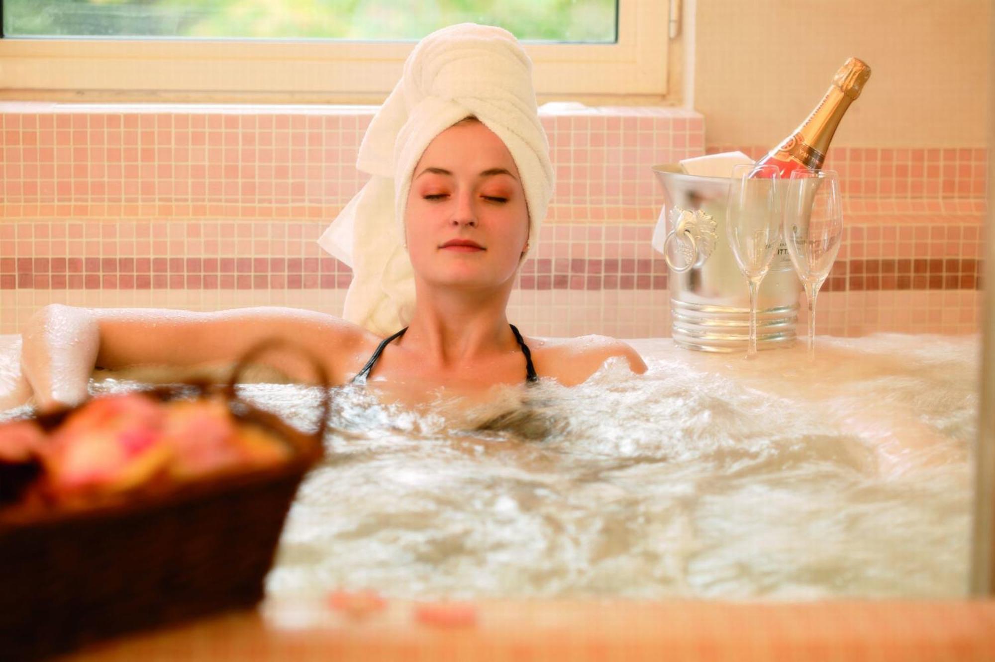 Superior Double Room Spa,1380372467:JPEG