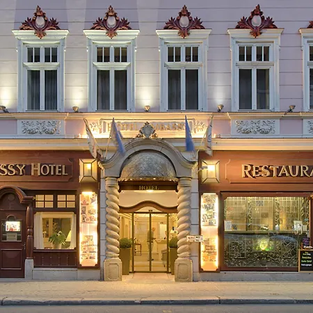Hotel Embassy-2