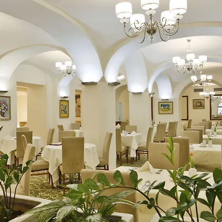 Hotel Kolonada-2